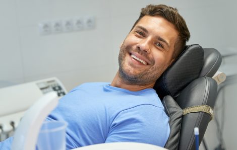 Cosmetic Dentistry VS General Dentistry? Which Should You Choose this Year?